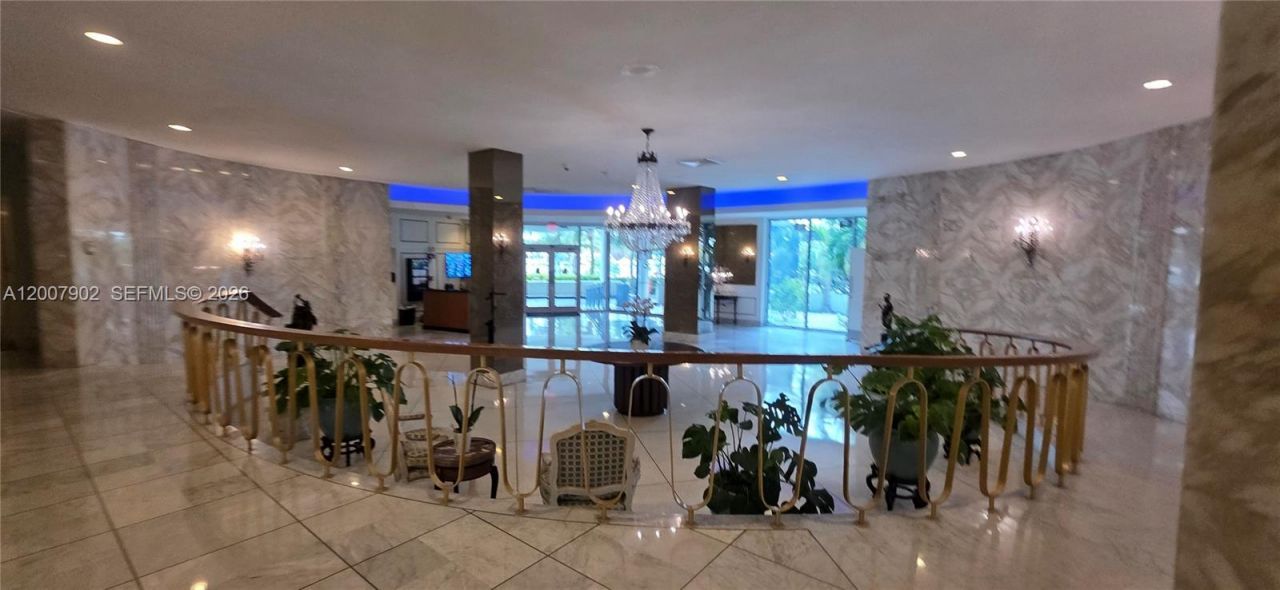 5255 Collins Ave , Unit 7G, Miami Beach, FL 33140 Photo
