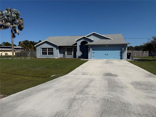5395 NW South Crisona Cir , Port St. Lucie, FL 34986