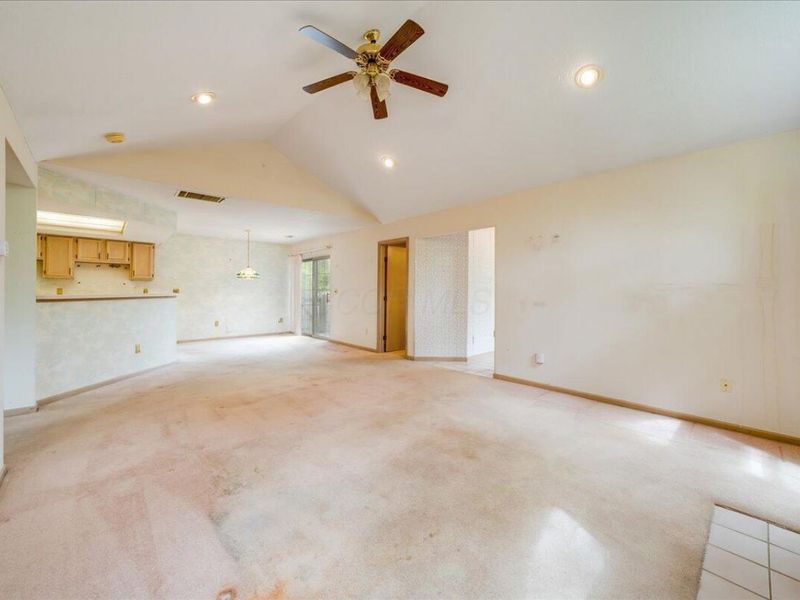 332 Hidden Ravines Drive, Powell, OH 43065 Photo 12