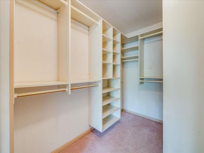 332 Hidden Ravines Drive, Powell, OH 43065 Photo 16