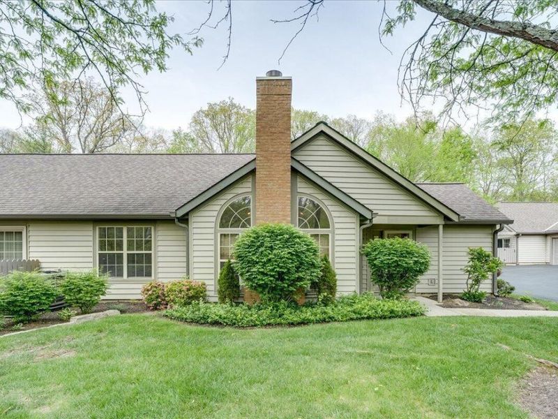 332 Hidden Ravines Drive, Powell, OH 43065 Photo 3