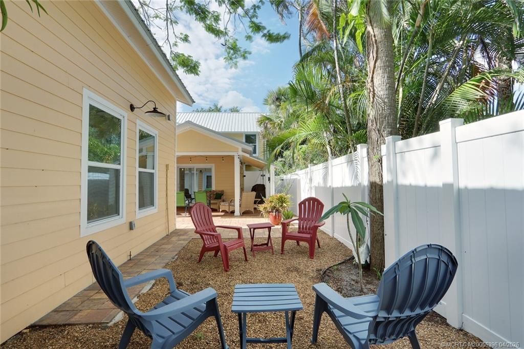 550 SW Riverview Street, Stuart, FL 34994 Photo