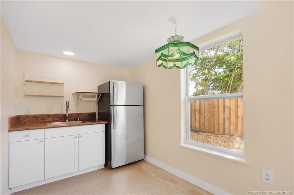 550 SW Riverview Street, Stuart, FL 34994 Photo