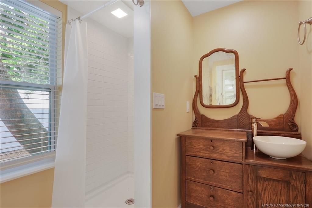 550 SW Riverview Street, Stuart, FL 34994 Photo