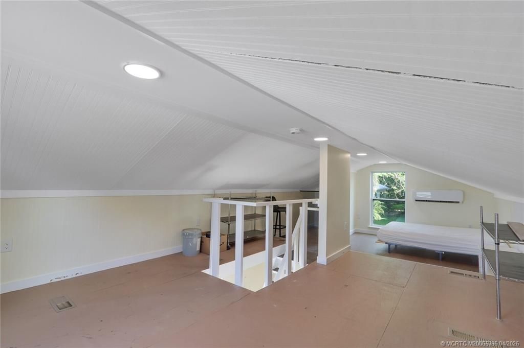 550 SW Riverview Street, Stuart, FL 34994 Photo