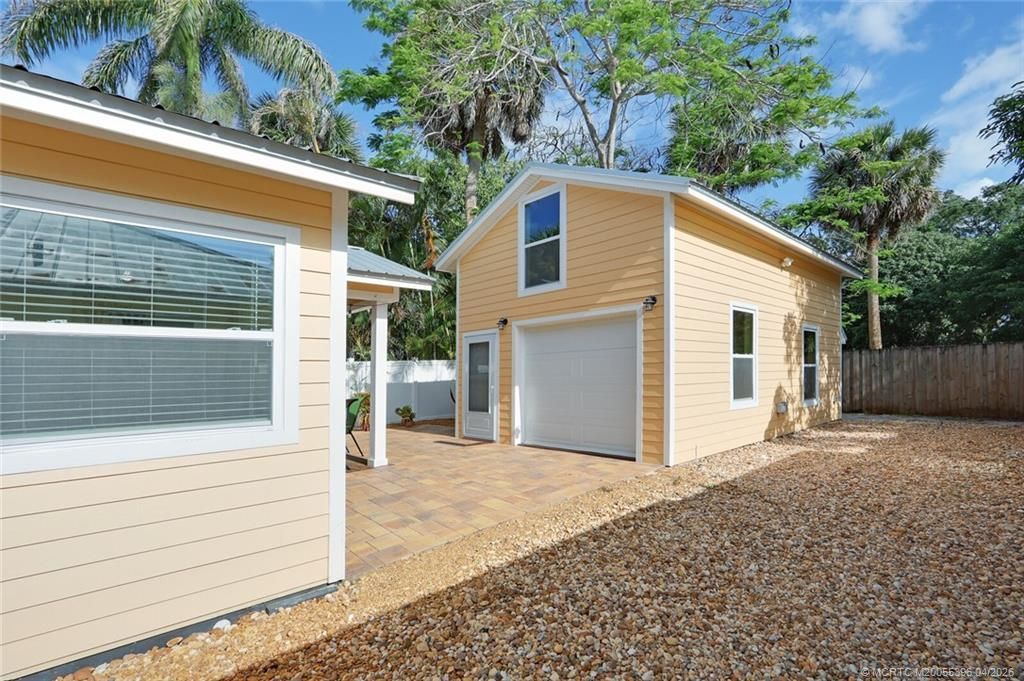 550 SW Riverview Street, Stuart, FL 34994 Photo