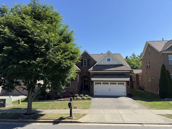 9069 Macauley Ln , Nolensville, TN 37135