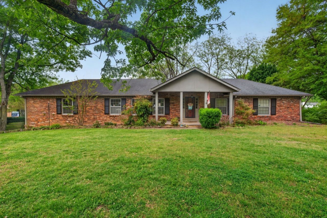 801 Davis Dr, Brentwood, TN 37027 Main Photo