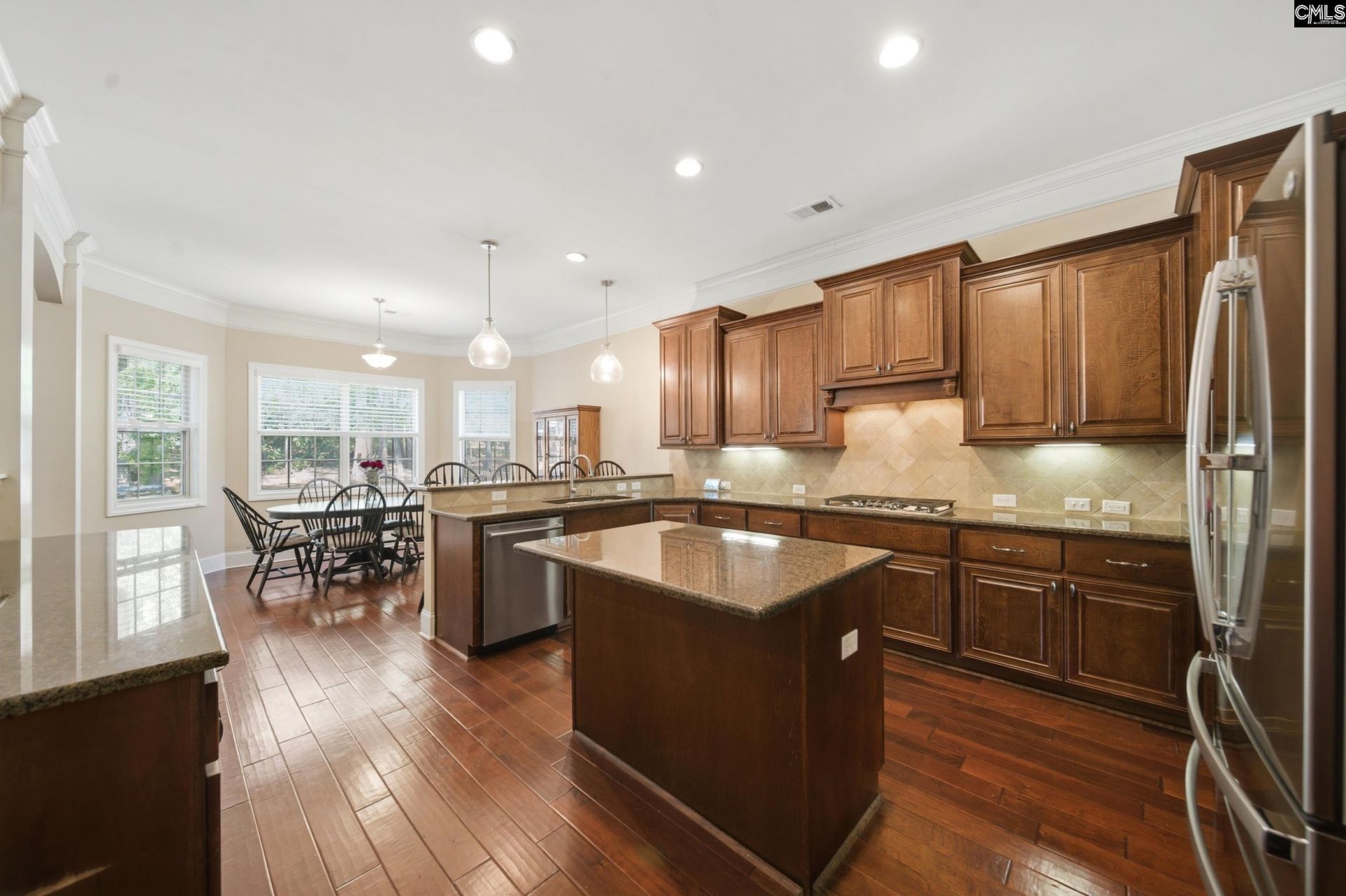 129 Bardwell Way  Photo 11