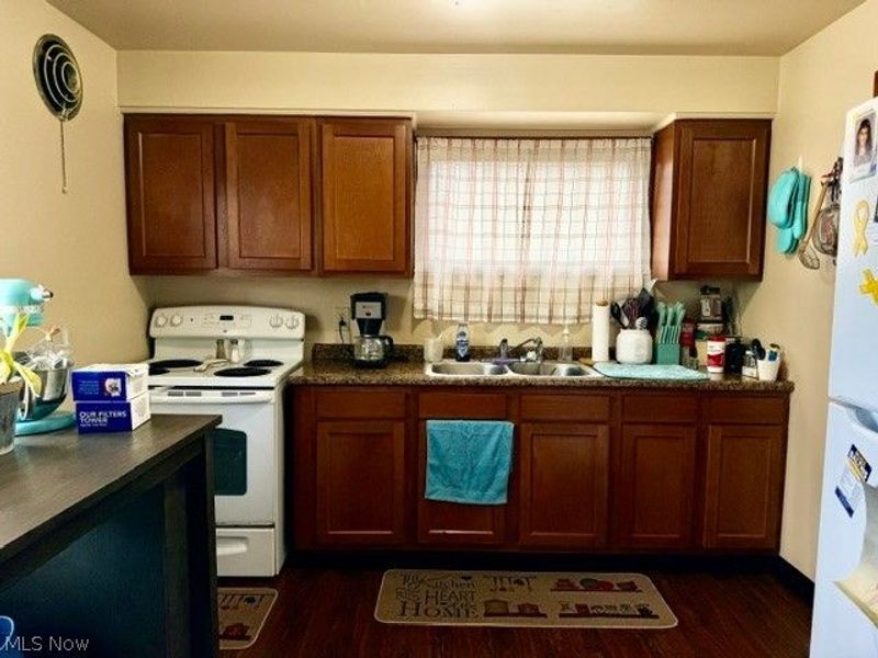 1150 Saxe Avenue, Cuyahoga Falls, OH 44221 Photo 8