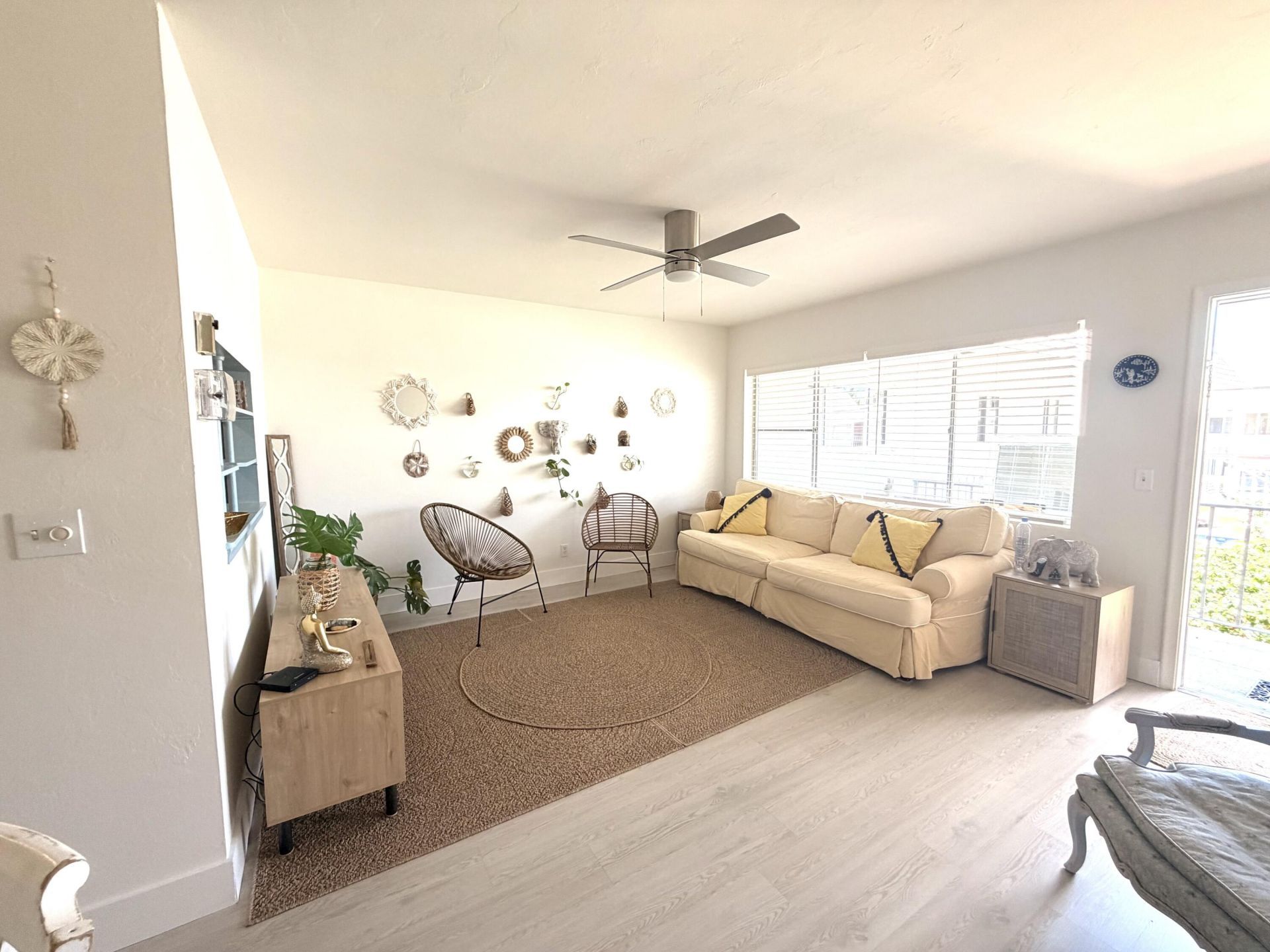 3322 Cynthia Lane, Unit 207, Lake Worth Beach, FL 33461 Photo