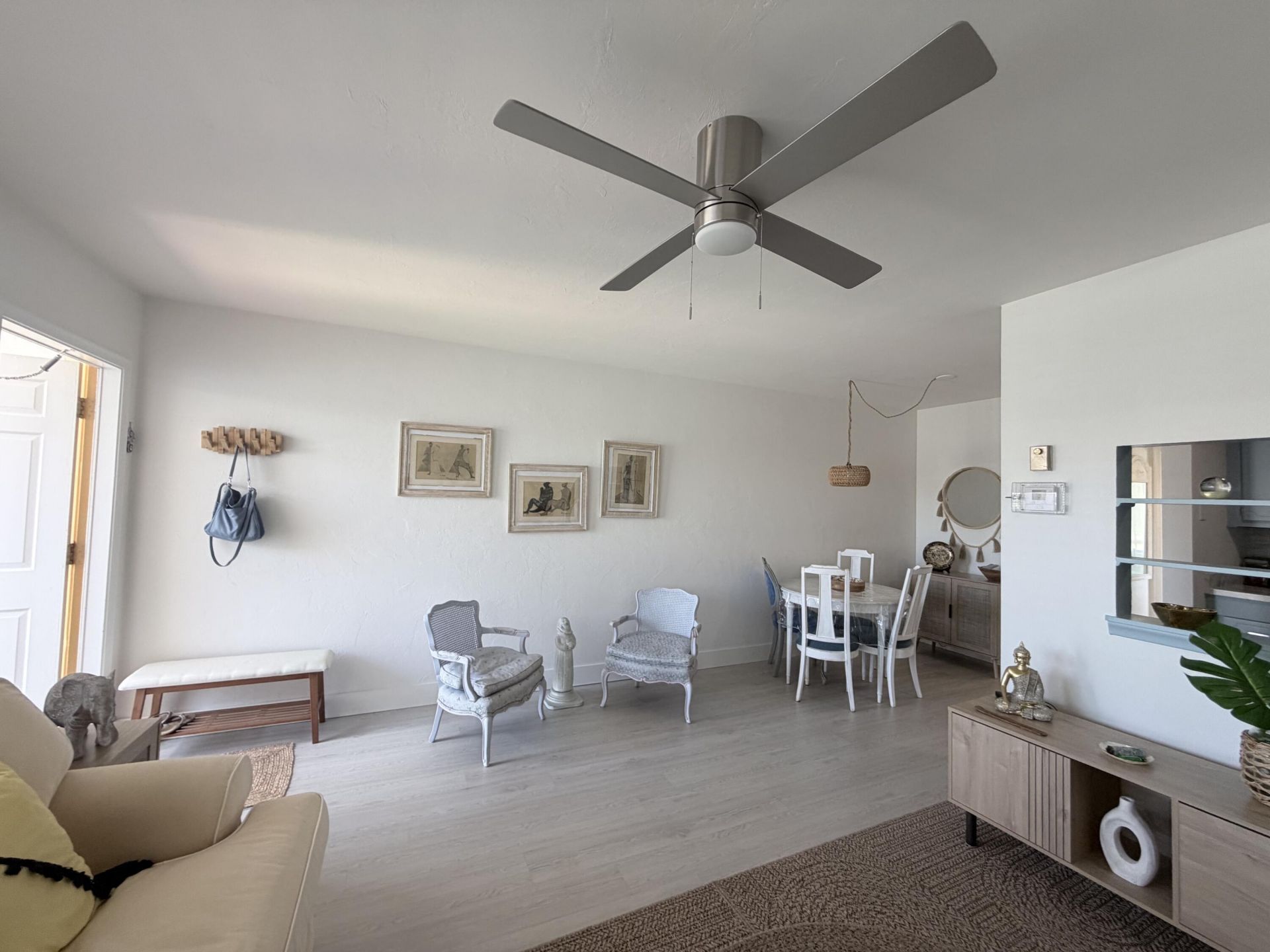 3322 Cynthia Lane, Unit 207, Lake Worth Beach, FL 33461 Photo