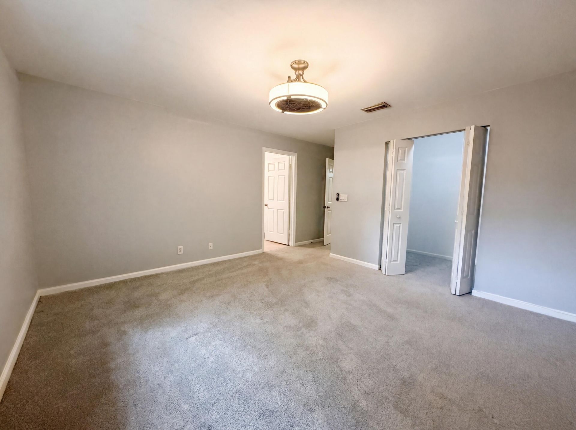 917 Imperial Lake Road, Lake Belvedere Estates, FL 33413 Photo