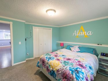 2016 84th Avenue N, Brooklyn Park, MN 55444