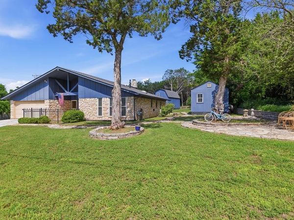 1108 Laguna Vista Drive , Granbury, TX 76048