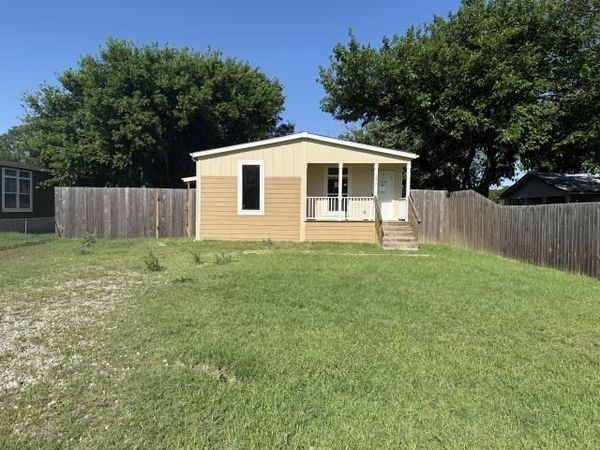 1717 Gale Drive , Pelican Bay, TX 76020