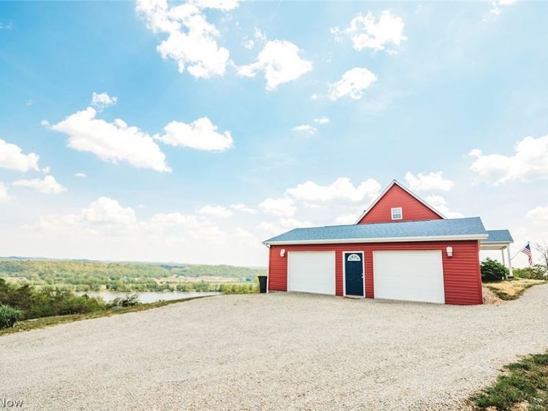 67810 State Route 124, Reedsville, OH 45772 Photo 3