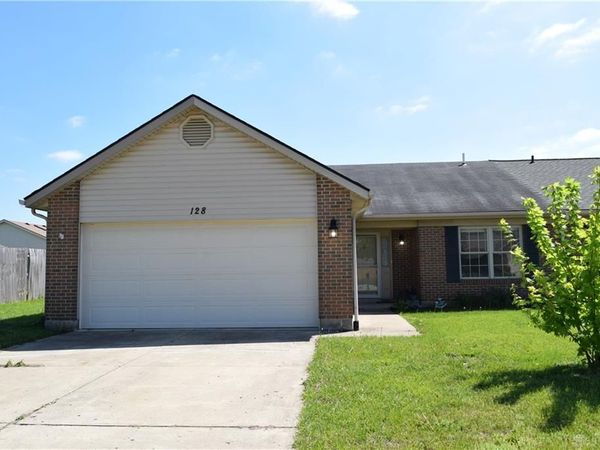 128 Heckman Drive, Englewood, OH 45322