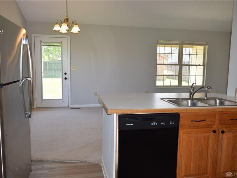 128 Heckman Drive, Englewood, OH 45322 Photo 14