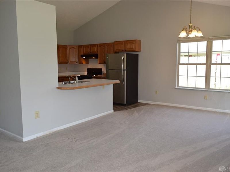 128 Heckman Drive, Englewood, OH 45322 Photo 9