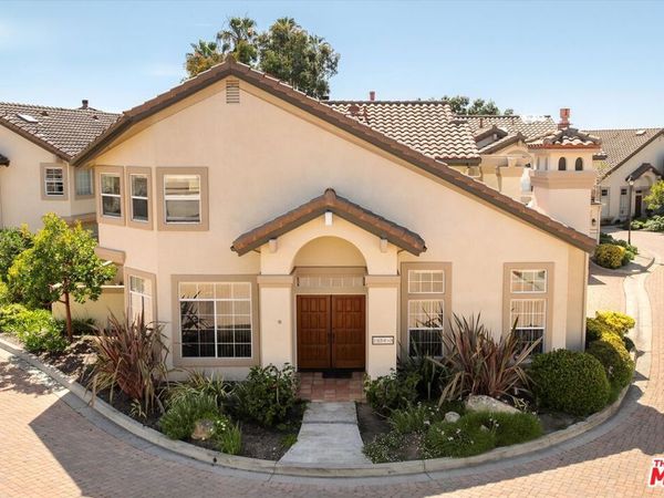 1256 Cravens Lane, Unit 3, Carpinteria, CA 93013
