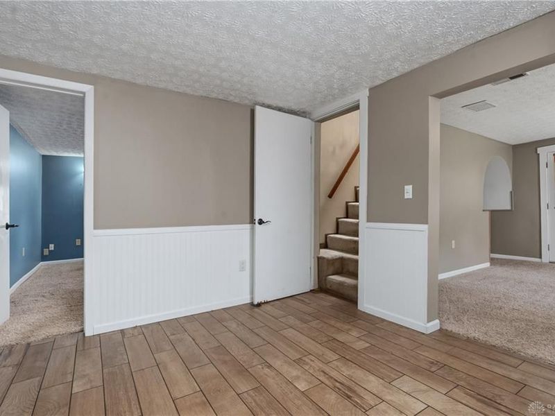 31 Clarksville Road, Corwin Vlg, OH 45068 Photo 10