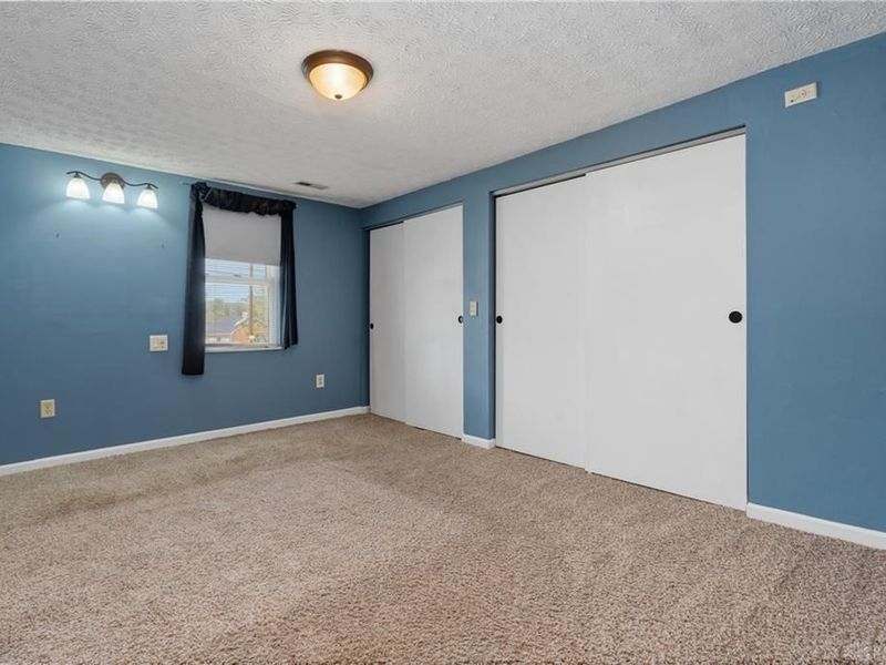 31 Clarksville Road, Corwin Vlg, OH 45068 Photo 12