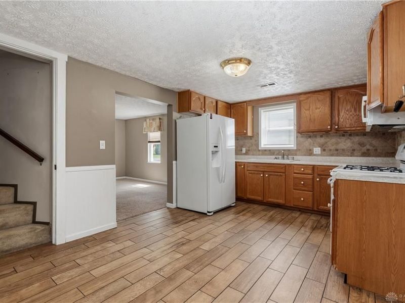 31 Clarksville Road, Corwin Vlg, OH 45068 Photo 13