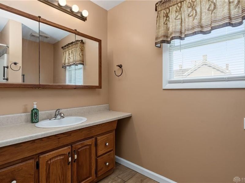 31 Clarksville Road, Corwin Vlg, OH 45068 Photo 20