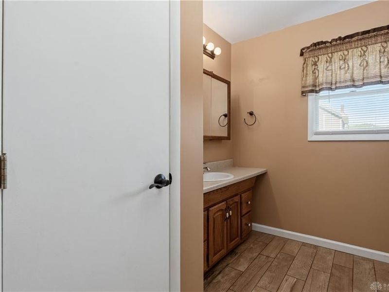 31 Clarksville Road, Corwin Vlg, OH 45068 Photo 22