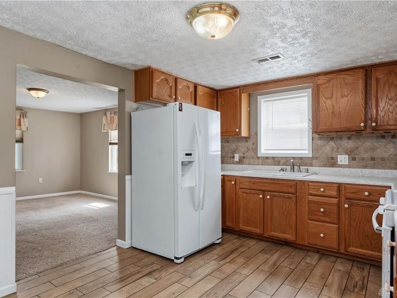 31 Clarksville Road, Corwin Vlg, OH 45068 Photo 8