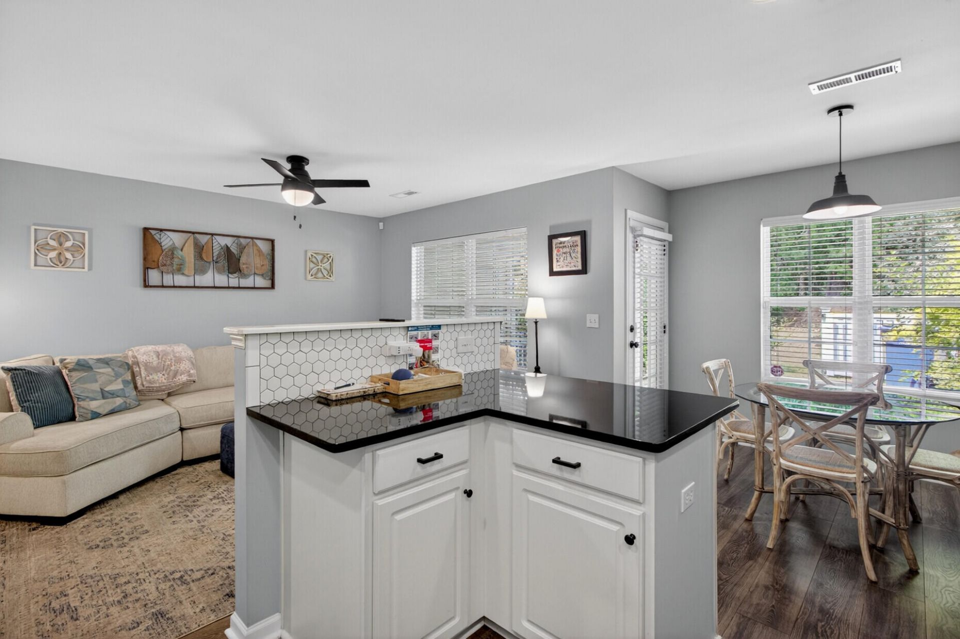 8673 Grassy Oak Trail Photo 6