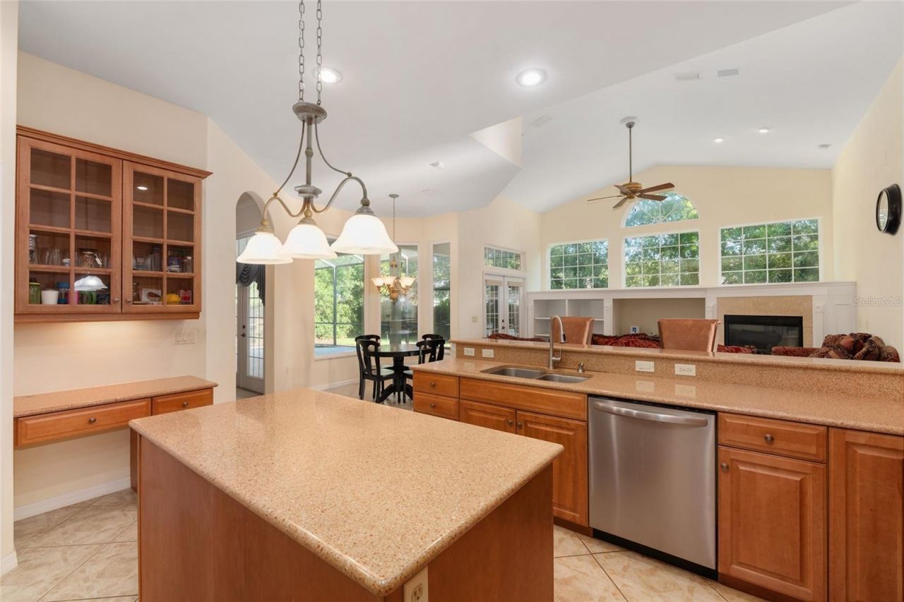 8476 SW 10th Road , Gainesville, FL 32607 Photo