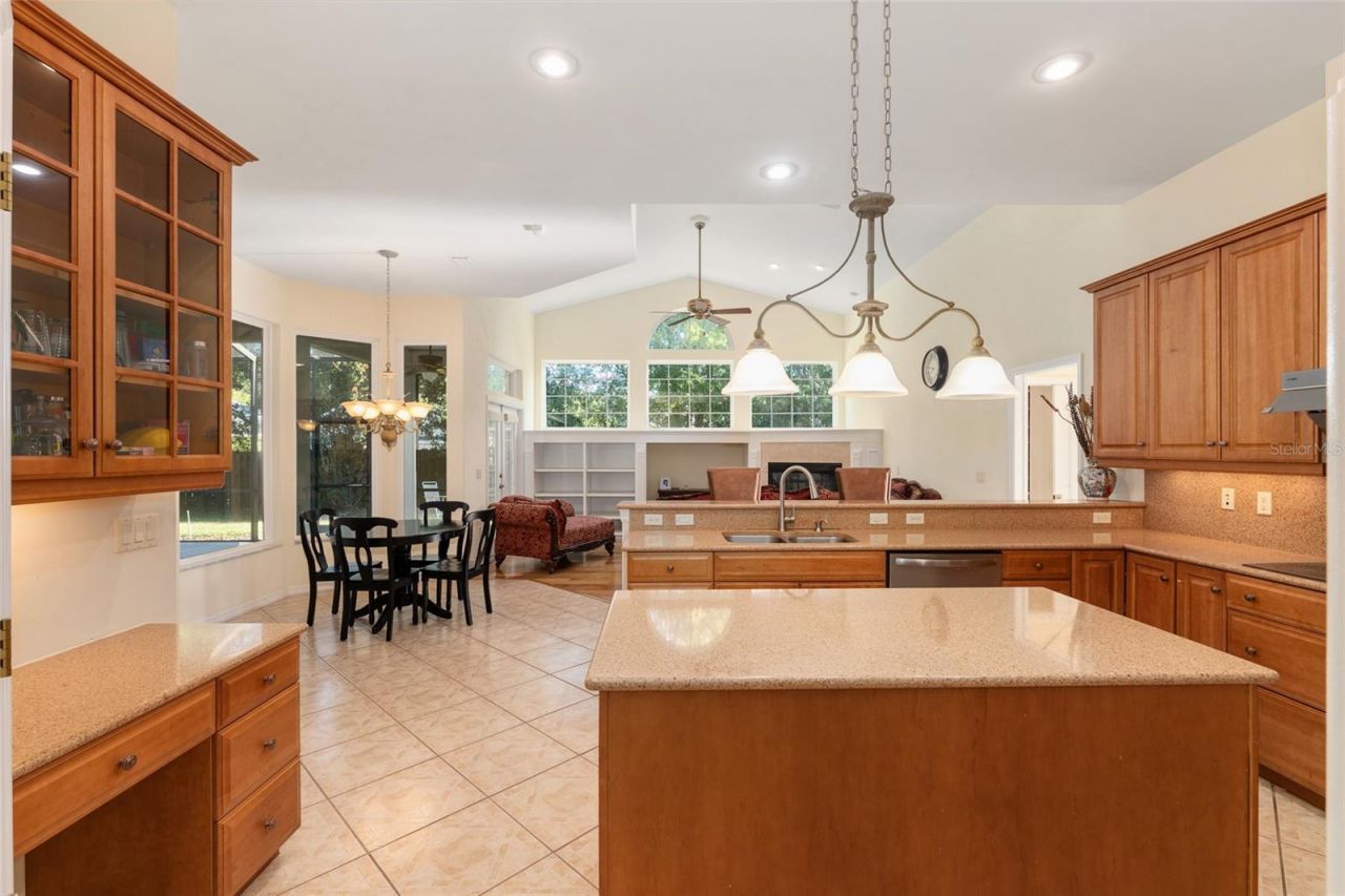 8476 SW 10th Road , Gainesville, FL 32607 Photo