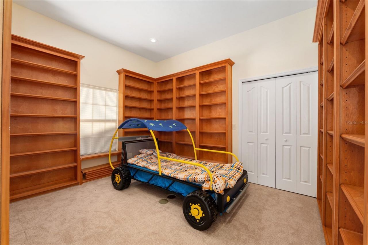 8476 SW 10th Road , Gainesville, FL 32607 Photo