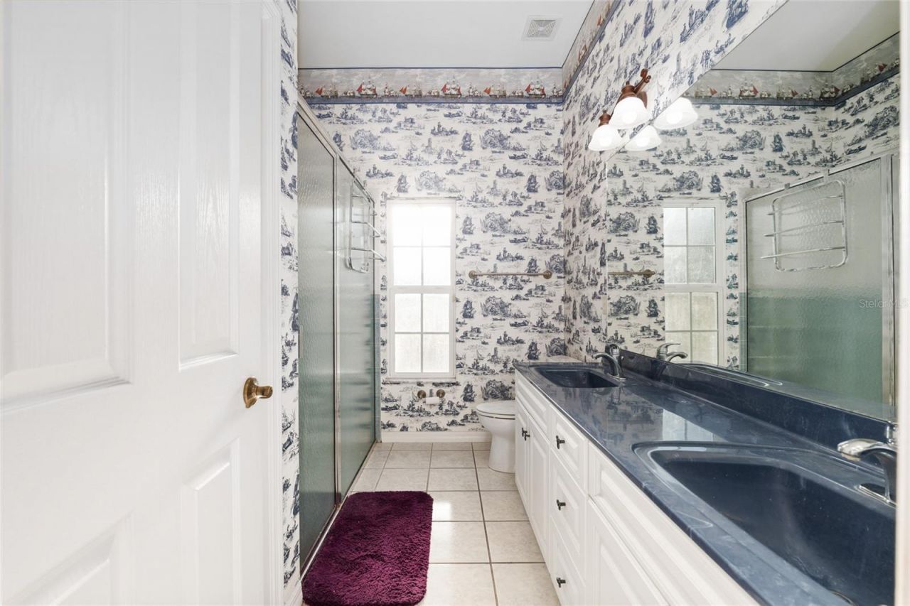 8476 SW 10th Road , Gainesville, FL 32607 Photo