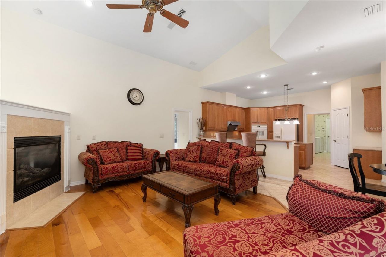 8476 SW 10th Road , Gainesville, FL 32607 Photo