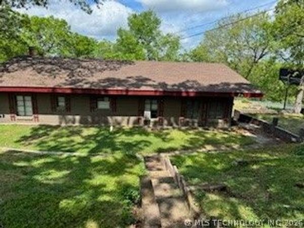 3192 W Hickory Hills Drive, Hulbert, OK 74441