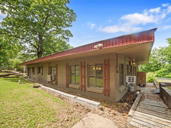 3192 W Hickory Hills Drive, Hulbert, OK 74441