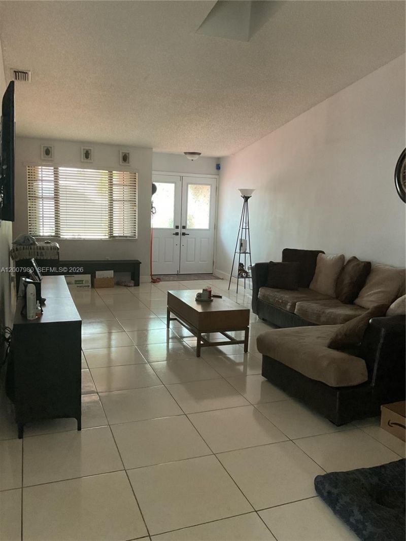 Please Call For Address, Miami, FL 33175 Photo