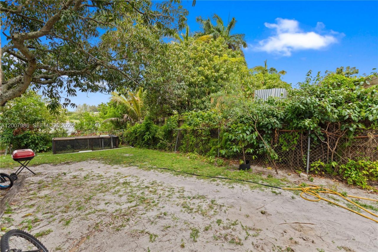 10920 NW 12th Ct , Miami, FL 33167 Photo