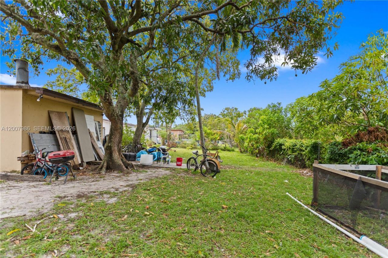 10920 NW 12th Ct , Miami, FL 33167 Photo