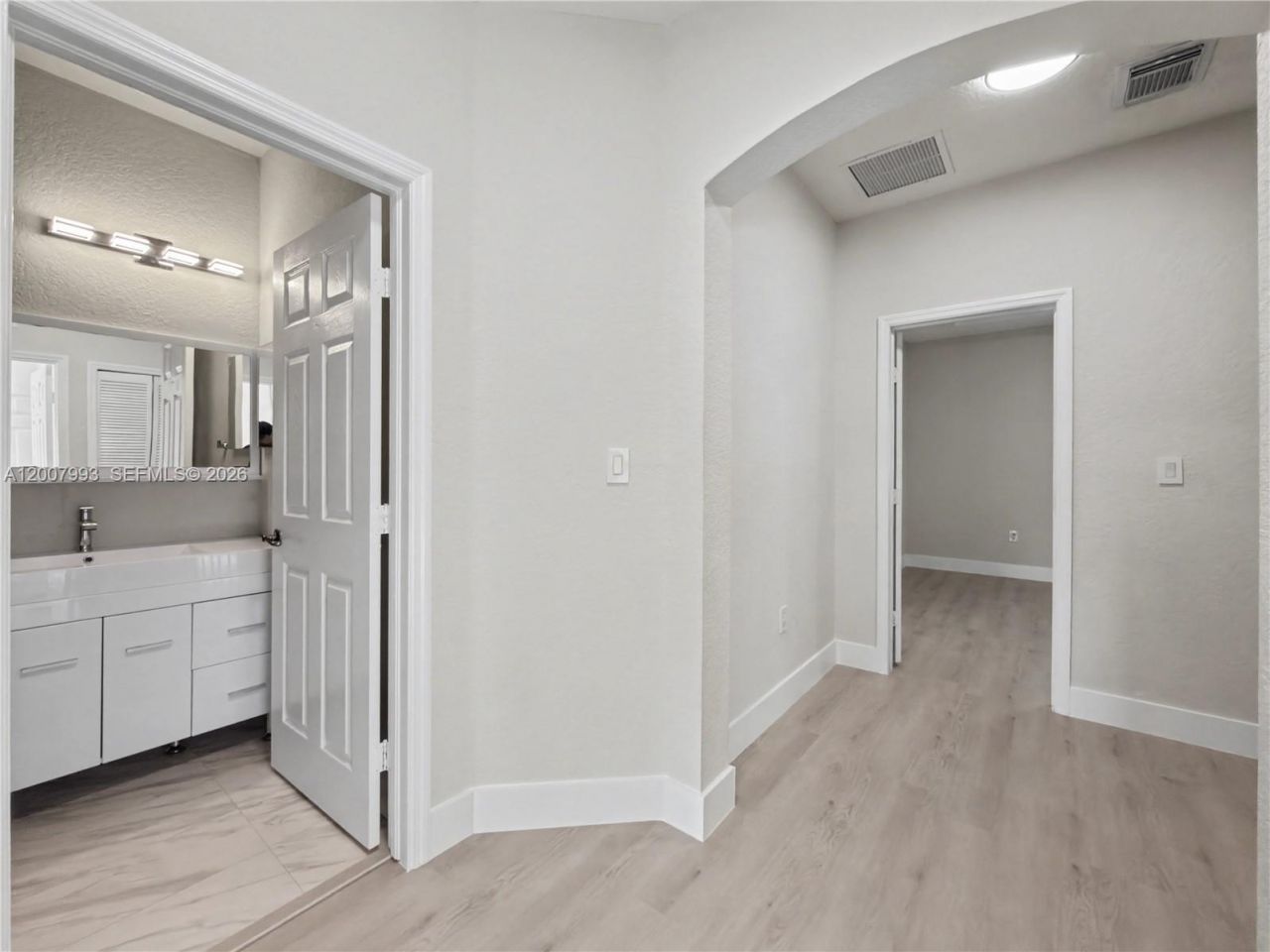 7876 NW 109th Path , Doral, FL 33178 Photo