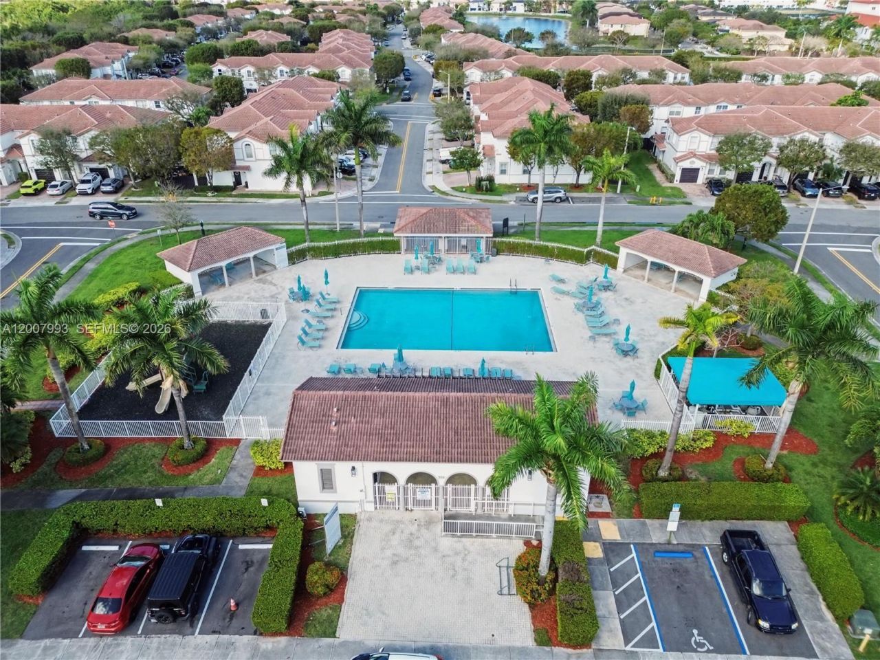 7876 NW 109th Path , Doral, FL 33178 Photo
