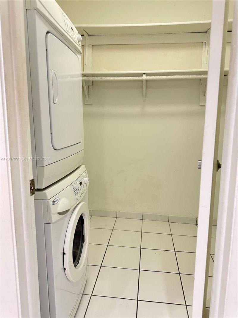 802 NW 87th Ave, Unit 315, Miami, FL 33172 Photo