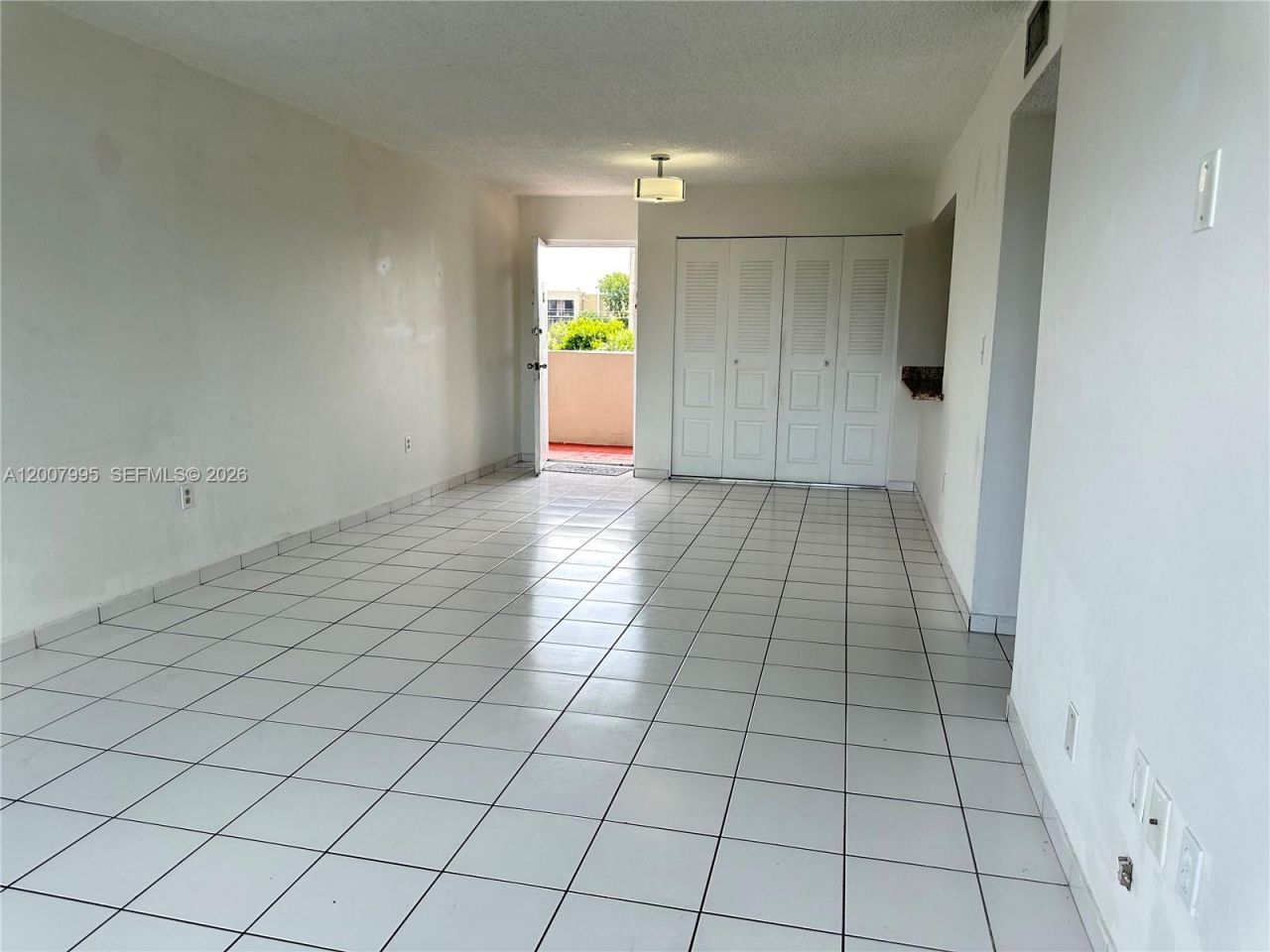 802 NW 87th Ave , Unit 315, Miami, FL 33172 Photo