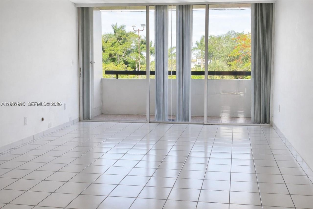 802 NW 87th Ave, Unit 315, Miami, FL 33172 Photo