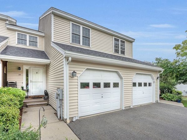 16 Acorn Ave, Unit 16, Fitchburg, MA 01420