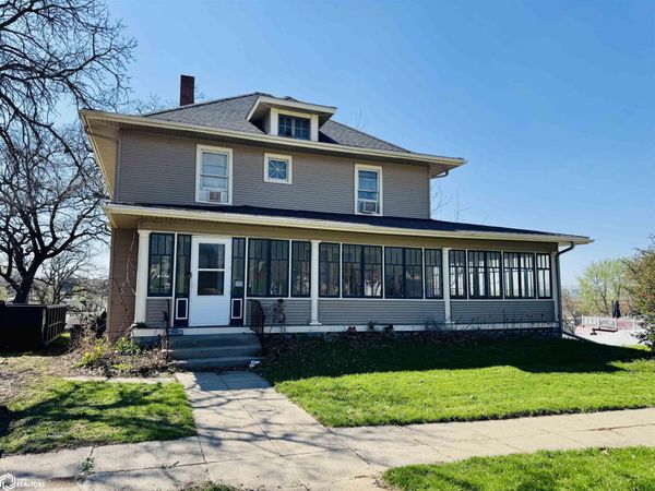 701 Maple Street, Atlantic, IA 50022