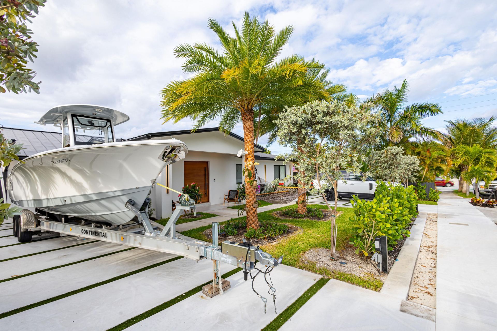 807 Hollywood Place, West Palm Beach, FL 33405 Photo